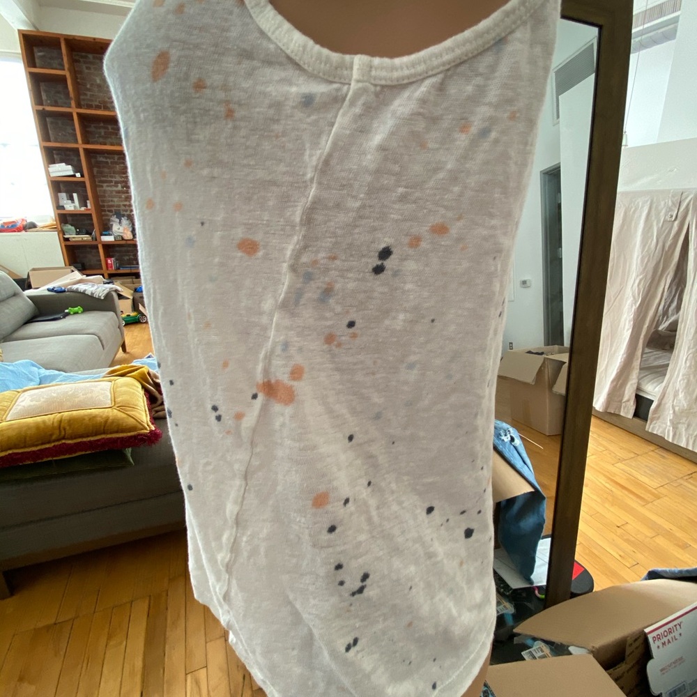 Tank - Picture 2 of 4